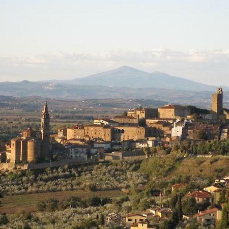 Poggio Fiorito Apartment Castiglion Fiorentino Bagian luar foto