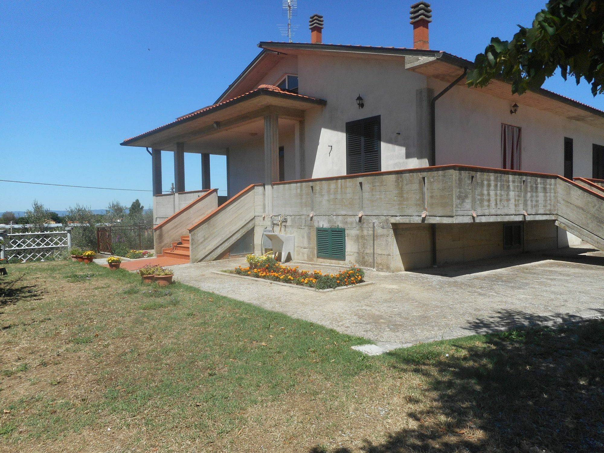 Poggio Fiorito Apartment Castiglion Fiorentino Bagian luar foto