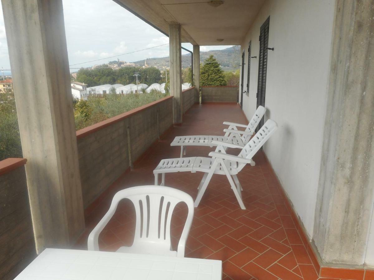 Poggio Fiorito Apartment Castiglion Fiorentino Bagian luar foto