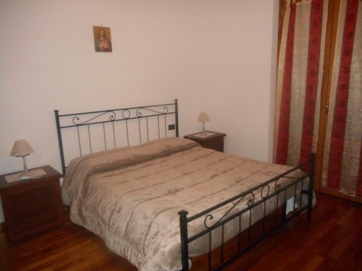 Poggio Fiorito Apartment Castiglion Fiorentino Bagian luar foto